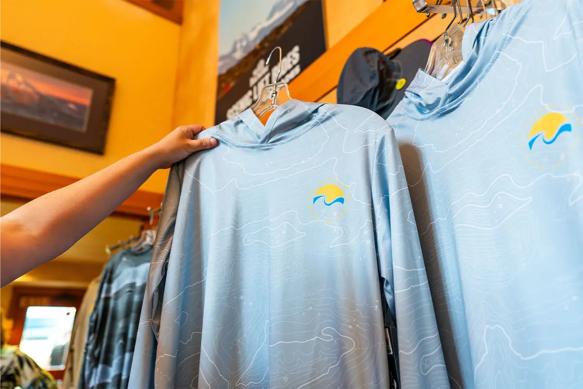 Sun Country Tours shirts